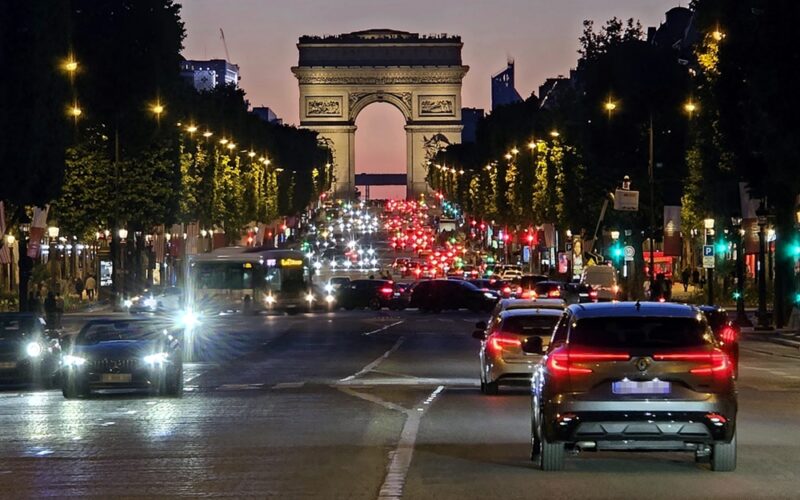 Arcul de Triumf din Paris