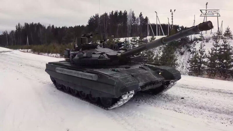 tanc rusesc T-90M