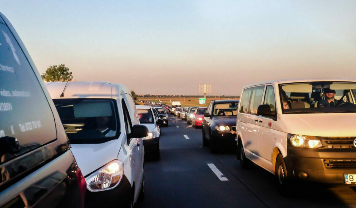 autostrada aglomeratie aglomerata trafic coada masini autoturisme blocaj