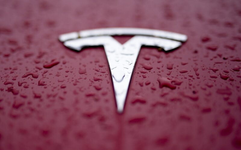 Logo Tesla