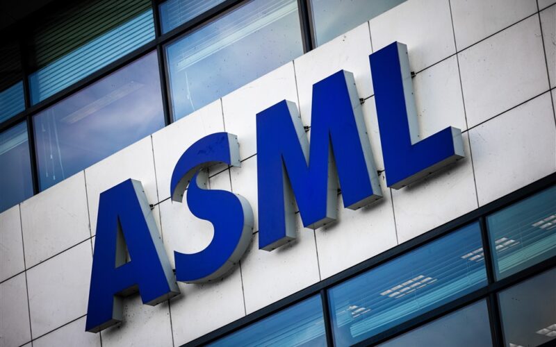 sediul asml din olanda