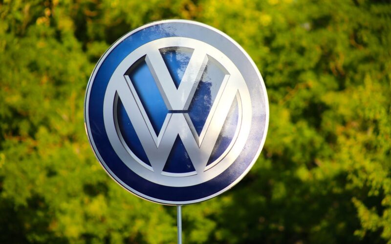 volkswagen logo