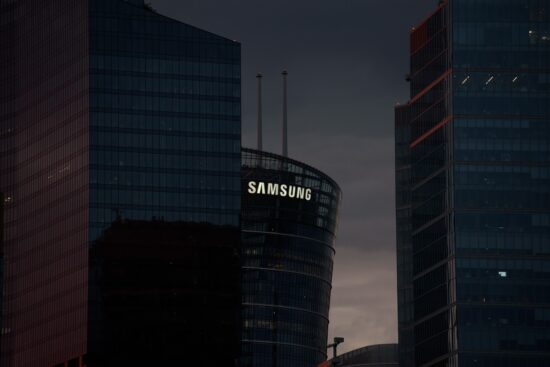 Cladire Samsung