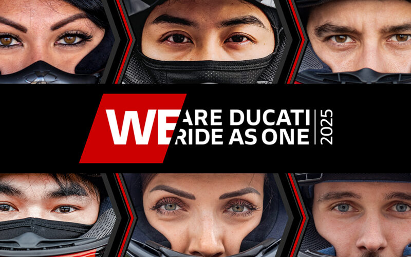 motociclisti cu castile pe cap