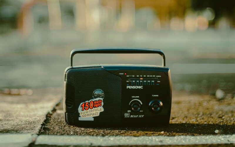 Radio portabil