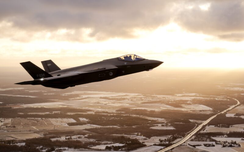 Avion american F-35, produs de compania Lockheed Martin