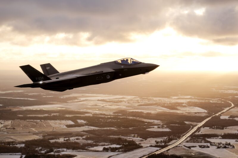 Avion american F-35, produs de compania Lockheed Martin