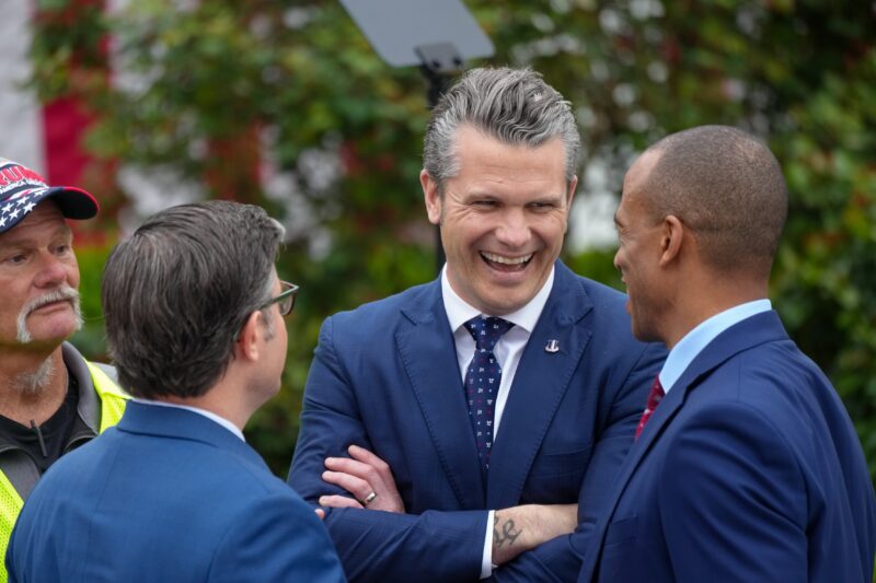 Pete Hegseth, secretarul american al Apărării