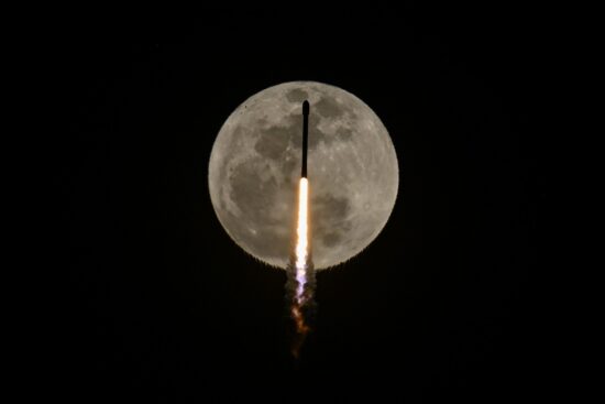 Lansarea unei rachete Flacon 9 de la SpaceX