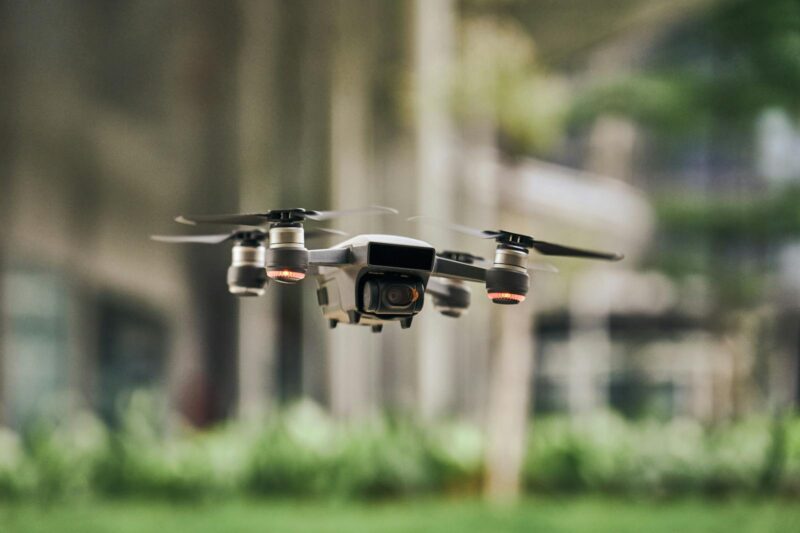 Ucraina lansează prima piață de arme din lume, în stil Amazon, debutează cu drone, roboți și muniție