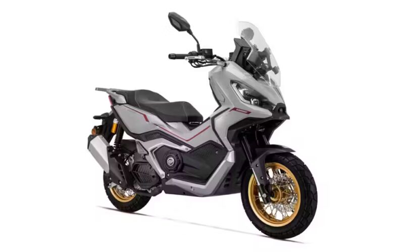 scuter keeway adventure gri