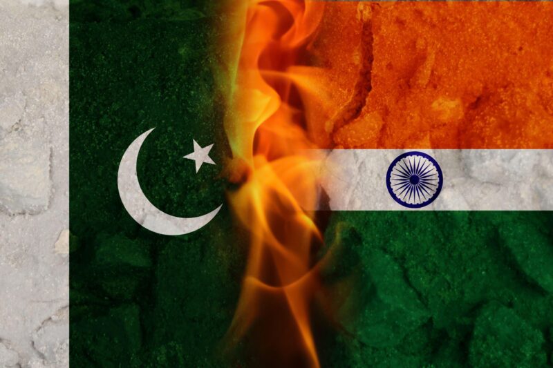 Conflict între India și Pakistan