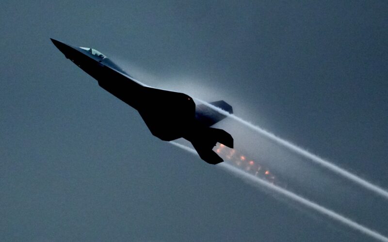 Avion de vânătoare J-35 al Chinei