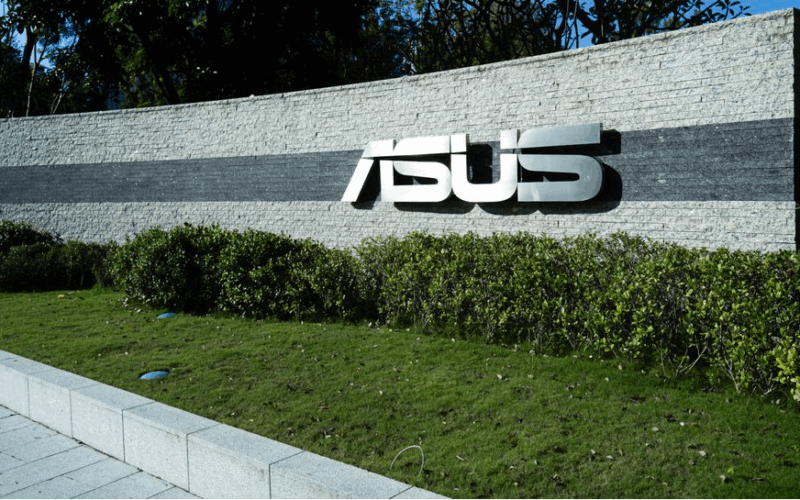 Mii de routere ASUS compromise în cadrul unei campanii sofisticate de hacking