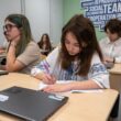 Oră de curs de o școală ucraineană 2025