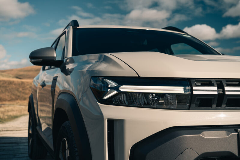 masina dacia duster