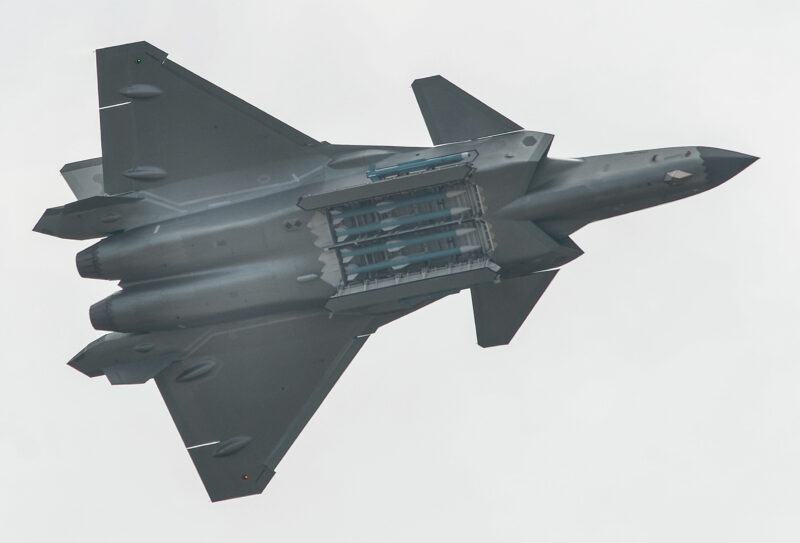 Rachete aer aer PL-15E de producție chinezească