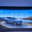 un automobil este prezentat la evenimentul de lansare al byd în românia