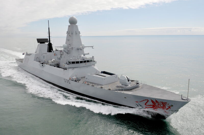 Distrugator HMS Dragon al Marinei britanice