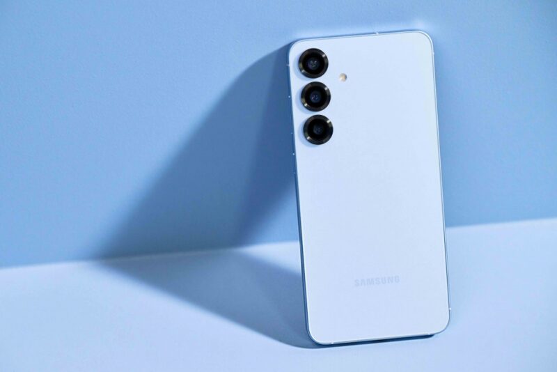 Samsung inițiază programul One UI 8 beta și va permite accesul curând: Cine o primește, unde și cum te poți alătura