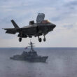 Avion de vanatoare american F-35B, după ce a decolat de pe un portavion