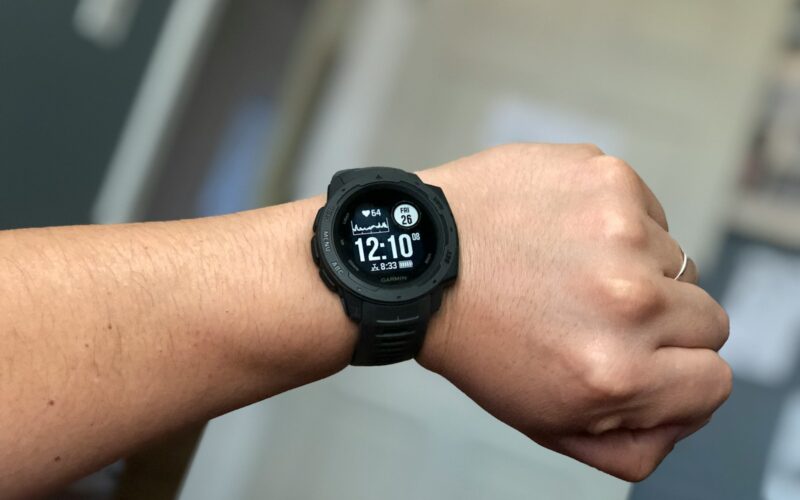 Ceas inteligent pentru fitness Garmin