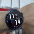 ceas inteligent huawei watch 5 purtat la mana