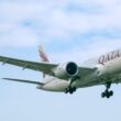Un avion al companiei aeriene Qatar Airways în timpului zborului