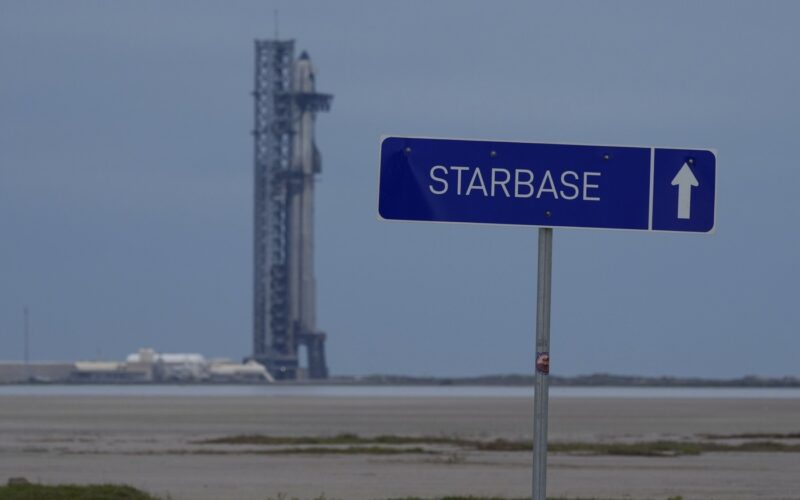 Lansarea rachetei Starship de la baza de lansare Starbase a companiei SpaceX