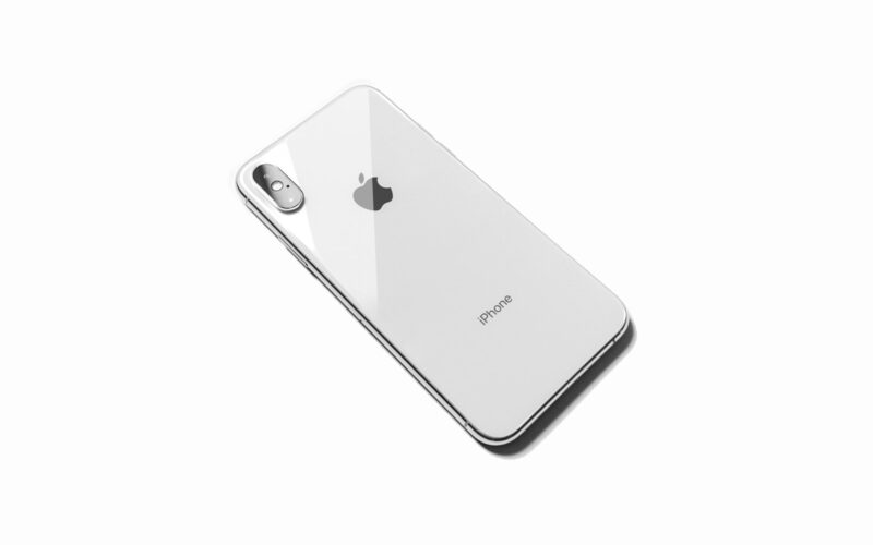 Apple vede în AI un pericol existențial, iPhone ar putea dispărea peste 10 ani