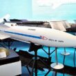 racheta ruseasca R-37M pe un suport in cadrul unei expozitii