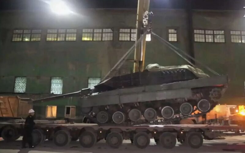 tanc leopard capturat de rusia in ucraina