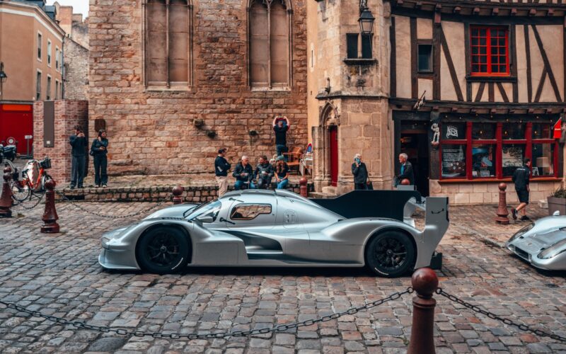 Porsche