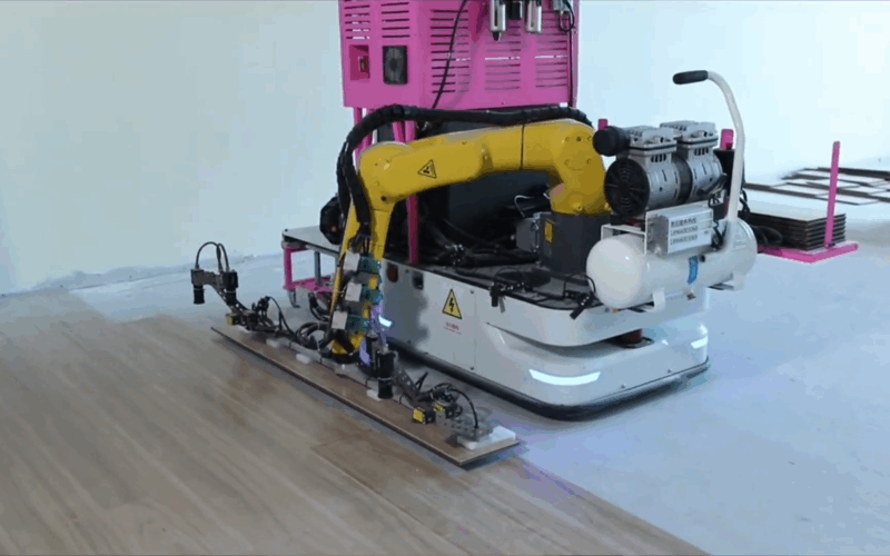 un robot instaleaza parchet in china