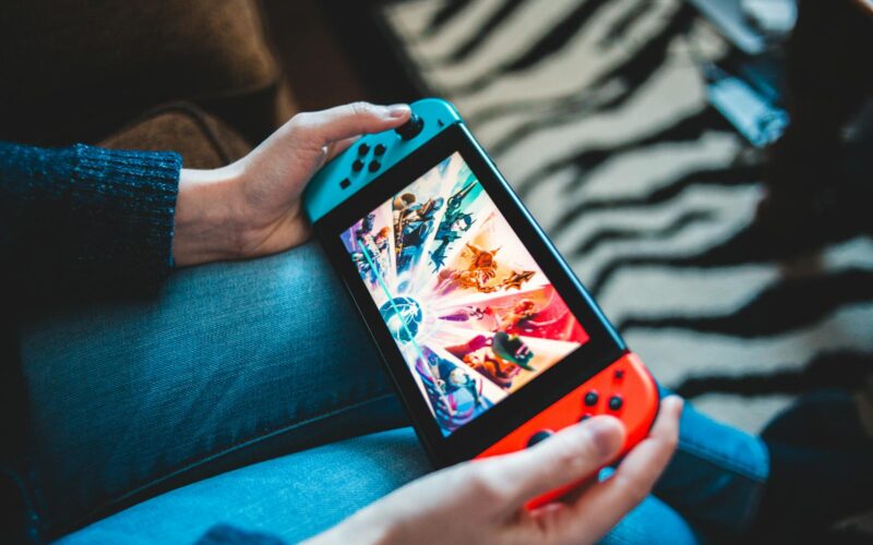 Nintendo ar putea colecta, monitoriza și înregistra conversațiile din GameChat-ul Switch 2