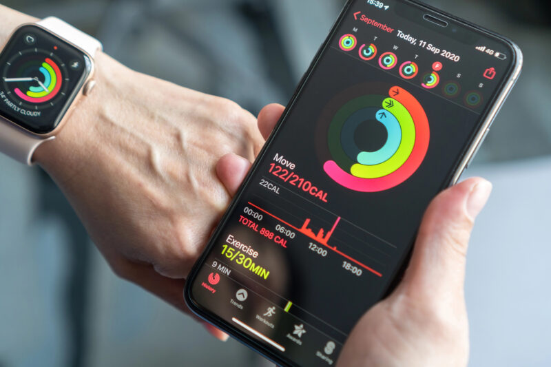 apple watch si aplicatia sa