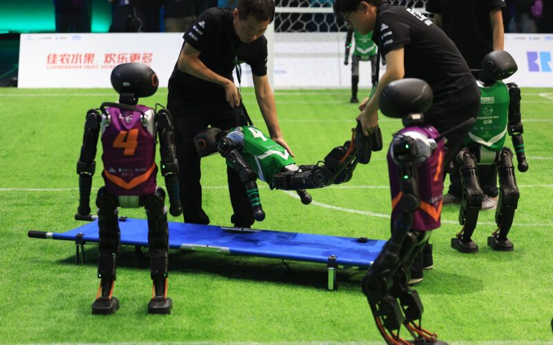 Fotbal cu roboți