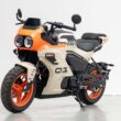 motocicleta de viteza de mici dimensiuni de culoare galbena
