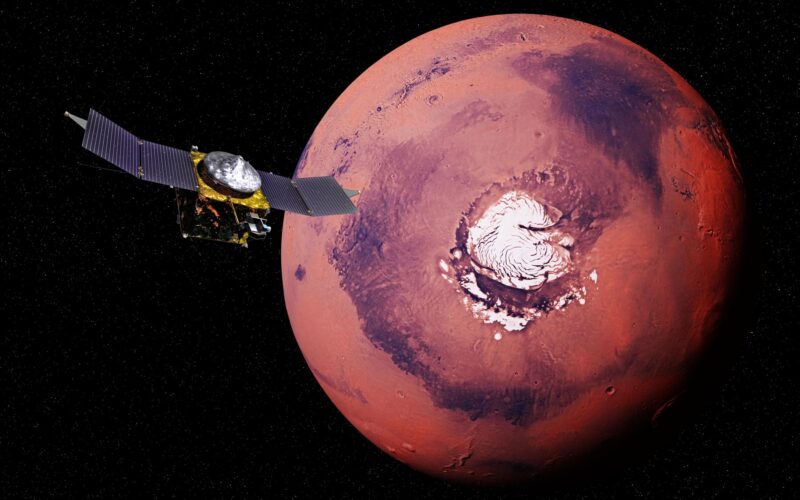 Sonda MAVEN pe orbita planeei Marte