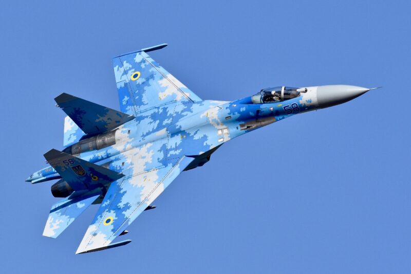 avion ucrainean su-27