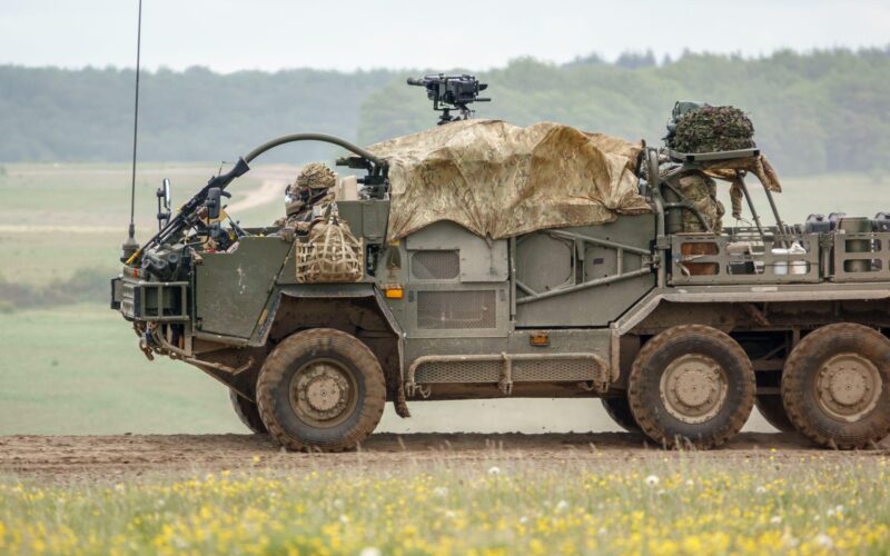 Vehicule blindat Coyote 6x6