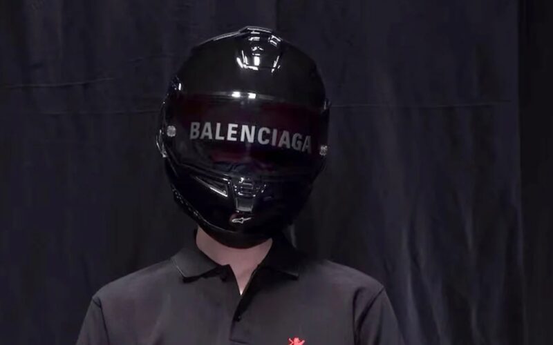 casca moto balenciaga