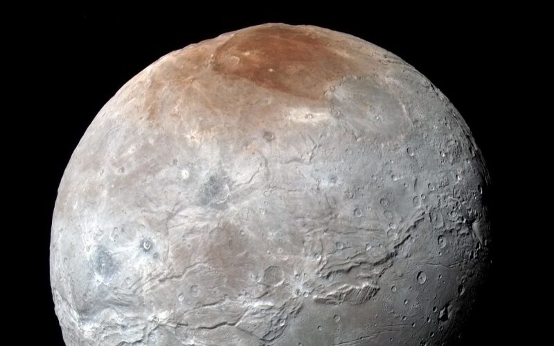 Charon, luna planetei Pluto