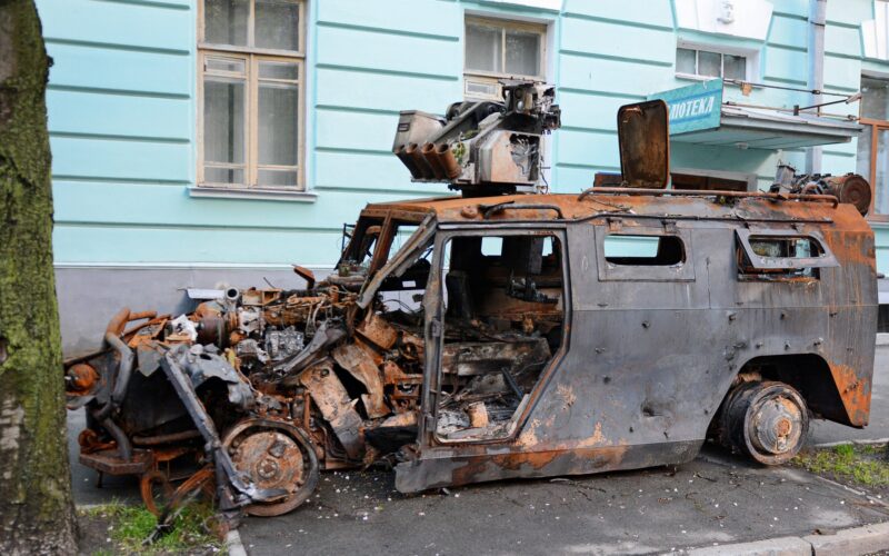 vehicul tigr-m distrus in ucraina