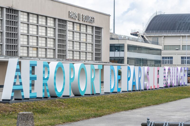 aeroportul le bourget din paris