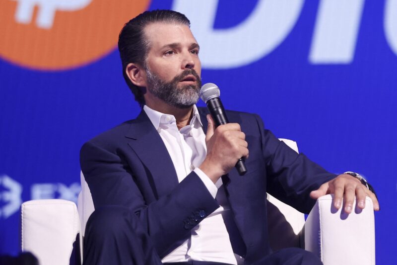 trump jr vorbeste la un eveniment