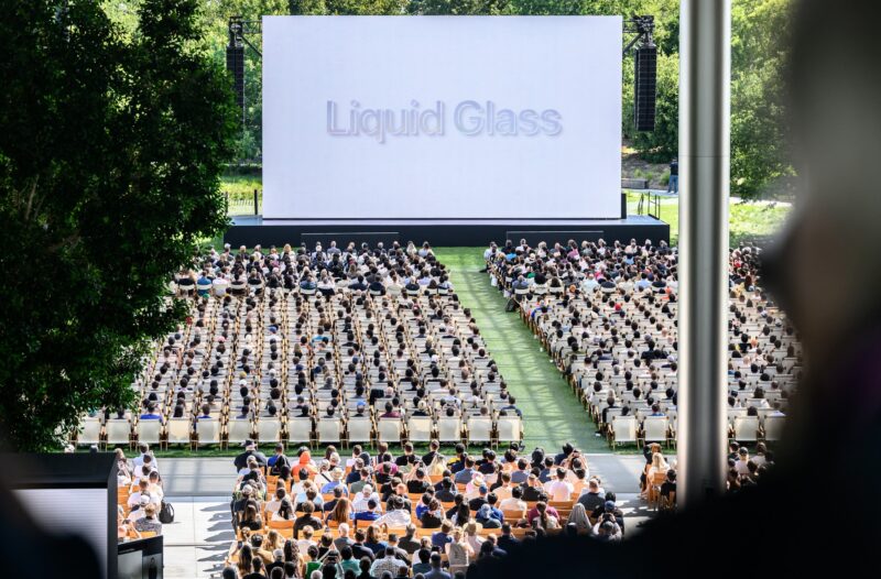 apple a lansat design-ul liquid glass la wwdc 2025