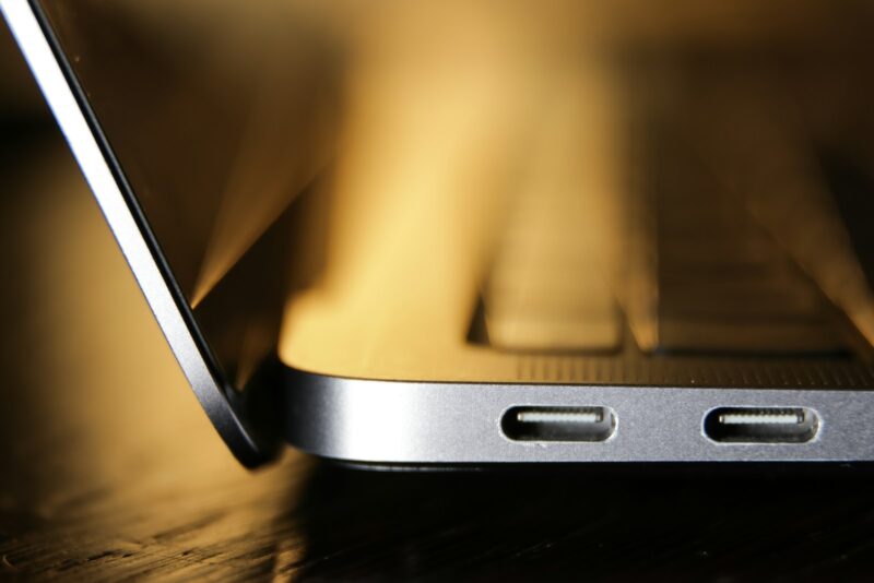 Microsoft dorește să pună capăt incertitudinii legate de USB-C prin stabilirea unor cerințe minime pe PC-uri