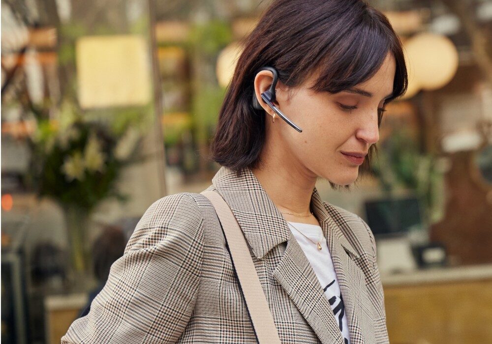 REVIEW Poly Voyager Legend 50 UC – Vocea ta este auzită chiar și când e prea mult zgomot în jur