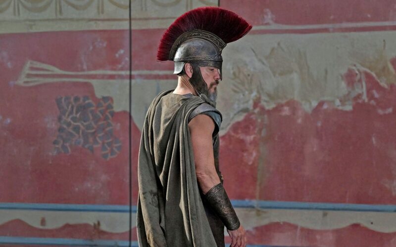 Matt Damon într-un stop cadru din filmul The Odyssey